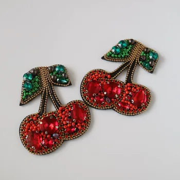  2 rosii cherry stras patch-uri pentru haine DIY Vintage brodata parches fructe cu margele aplici patch rucsac insigna