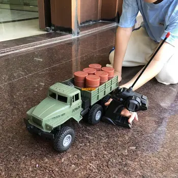  Masina cu telecomanda 1:16 simulare camion de Transport cu 4 roți Sovietice Ural Vehicul Militar Camion Off-road Camion de Jucărie