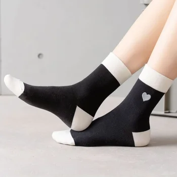  5 Perechi De Dragoste Inima De Imprimare Șosete Lungi Femeie Drăguț Dungi Amuzant De Iarnă Șosete Set Sosete De Bumbac De Moda Pentru Femei Nou Socken Transport Gratuit